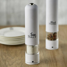 Lade das Bild in den Galerie-Viewer, Salzmühle Söl mit Beleuchtung - Rivièra Maison