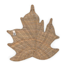 Lade das Bild in den Galerie-Viewer, Rustic Rattan Maple Leaf Placemat