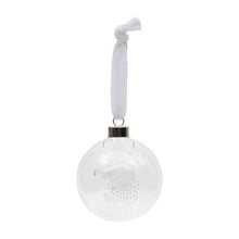 Lade das Bild in den Galerie-Viewer, Sweet Polar Bear Ornament Dia 10