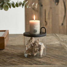 Lade das Bild in den Galerie-Viewer, Carnaby Pillar Candle Holder