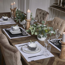 Lade das Bild in den Galerie-Viewer, Dots & Stripes Perfect Dinner Plate - Teller Rivièra Maison