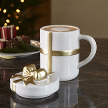 Lade das Bild in den Galerie-Viewer, RM Christmas Present Mug