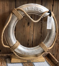 Lade das Bild in den Galerie-Viewer, Rettungsring On Board - Rivièra Maison