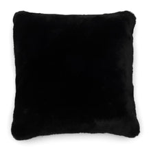 Lade das Bild in den Galerie-Viewer, Faux Fur Pillow Cover black 50x50
